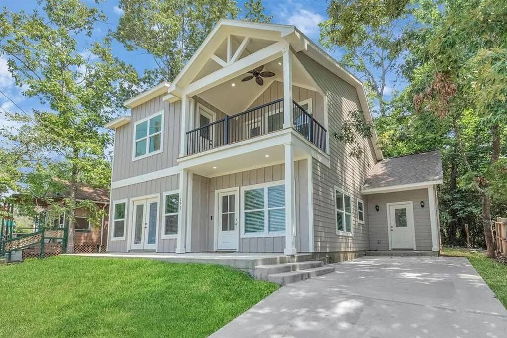 Vacation Home Lake Livingston! Onalaska Экстерьер фото